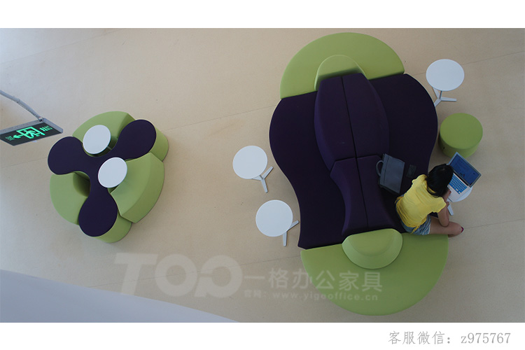 異性沙發.jpg